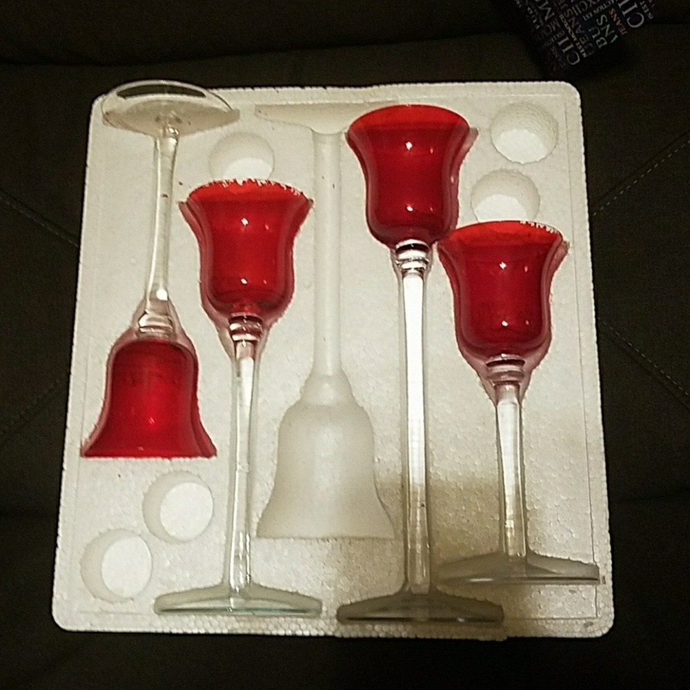 Set of 4 candle vases